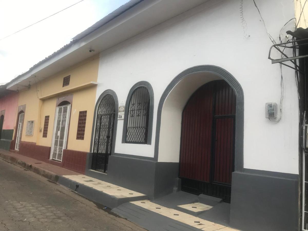 El Callejon Guest House Leon Exterior photo