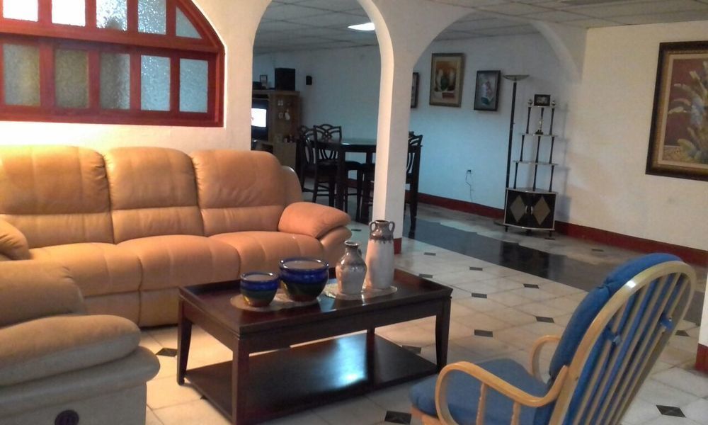 El Callejon Guest House Leon Exterior photo